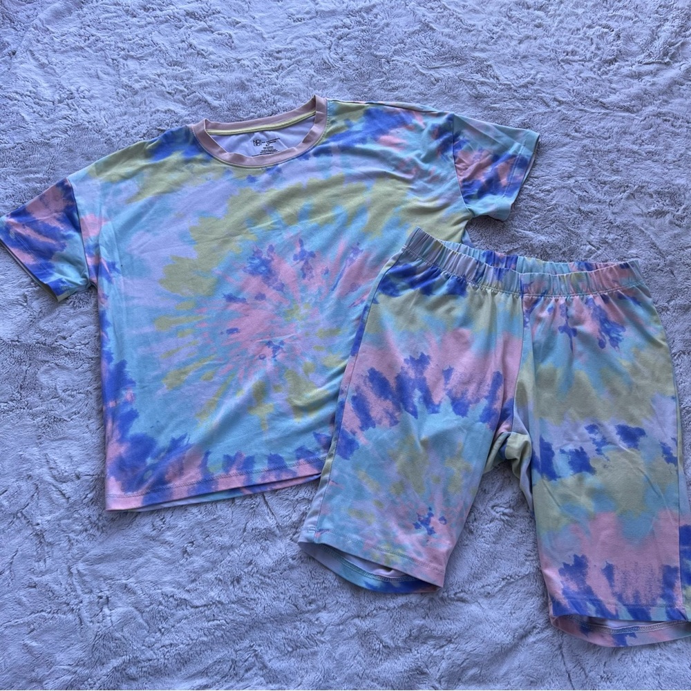 No Boundaries Patel Tie Dye Shorts & Short Sleeve Pajama Set - Size Small